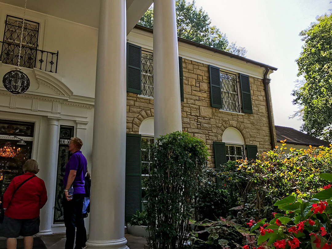 Elvis' room